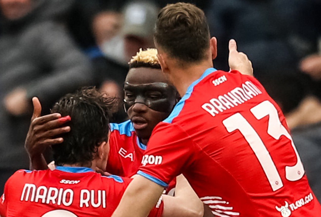 «Ντοπιέτα» και ανατροπή με Όσιμεν η Νάπολι! (vids)