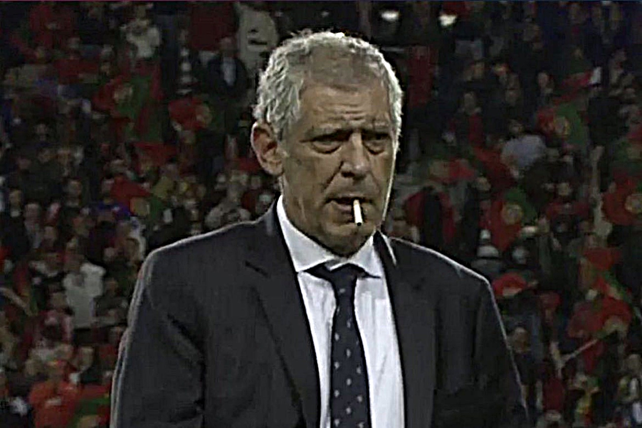 Χαρμάνιασε ο Σάντος και έβγαλε τσιγάρο μετά την πρόκριση! (vid)