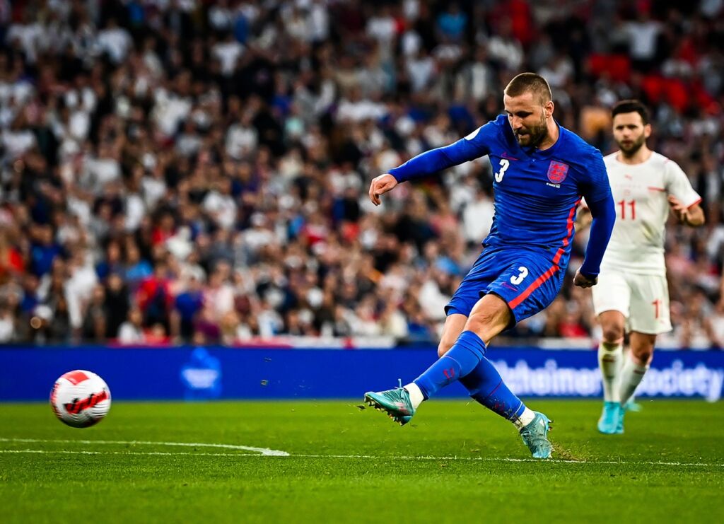 Ο Εμπολό «πάγωσε» το «Γουέμπλεϊ, αλλά ο Σο με σουτάρα το ξαναζέστανε! (vids)