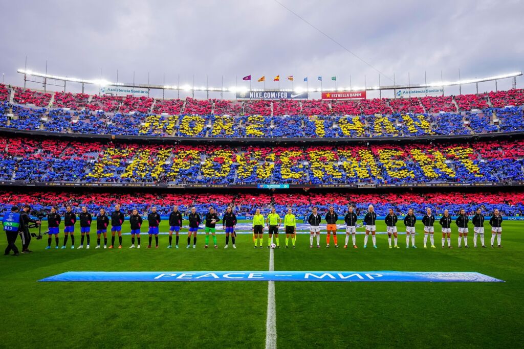 Ασφυκτικά γεμάτο το «Καμπ Νου» στο γυναικείο clasico με ρεκόρ προσέλευσης! (vid)