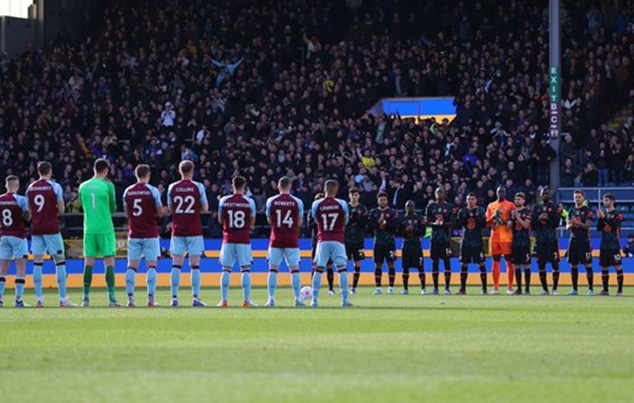 Δεν τήρησαν ενός λεπτού σιγή οι οπαδοί της Τσέλσι – Φώναζαν το όνομα του Αμπράμοβιτς (vid)