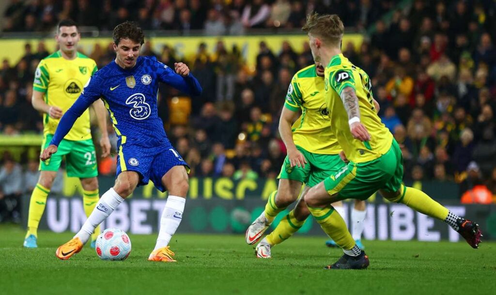 Τριάρα στο ρελαντί η εορτάζουσα Τσέλσι! (vid)