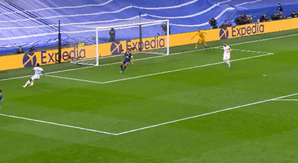 Τραγικό λάθος του Ντοναρούμα, Καρίμ και ξανά στο κόλπο η Ρεάλ (vid)