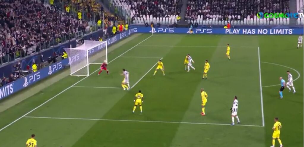 O Βλάχοβιτς τους νίκησε όλους εκτός από το… δοκάρι! (vid)