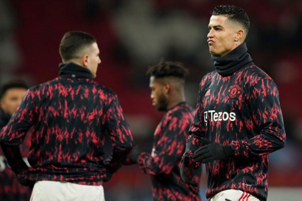 Οι οπαδοί της Ατλέτικο θέλησαν να «πικάρουν» τον Κριστιάνο με… Μέσι (vid)