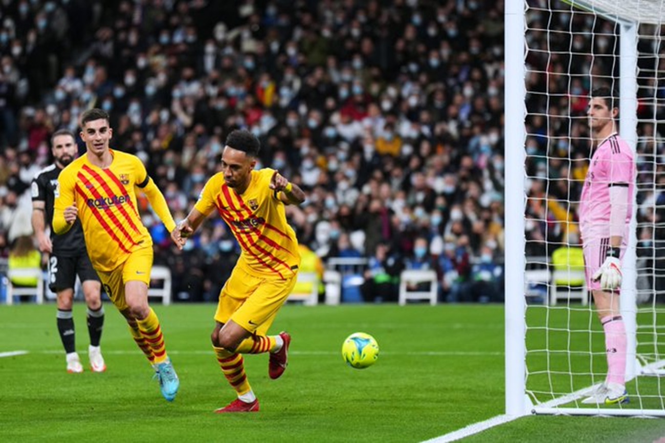 Η Μπάρτσα κάνει σμπαράλια τη Ρεάλ – Φεράν και Ομπαμεγιάνγκ στήνουν πάρτι! (vids)