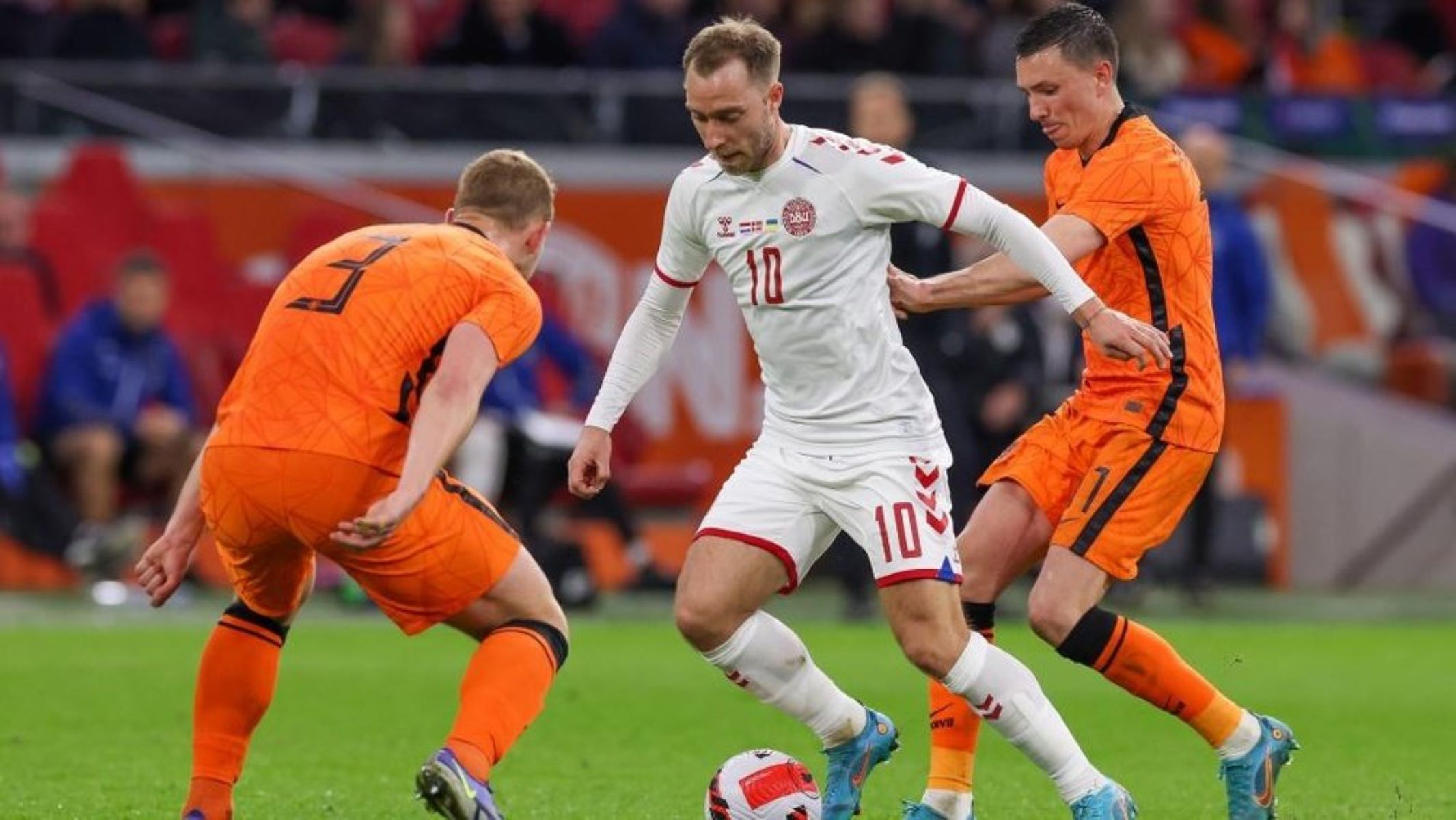 Ντε Λιχτ: «Δεν μπορούσα να μαρκάρω τον Έρικσεν, φοβόμουν να τον πλησιάσω»