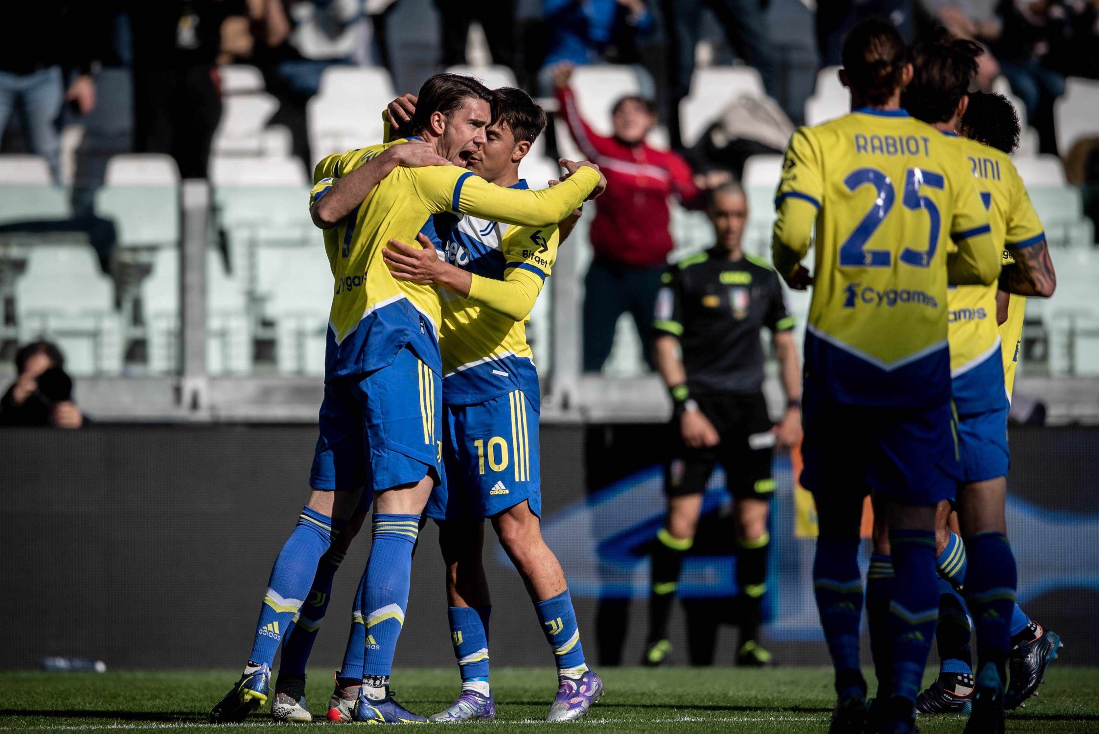 Έβγαλε αντίδραση μετά το… σοκ η Γιουβέντους – Τα αστέρια την “κουβάλησαν” (vid)