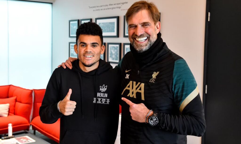 Μες το κέφι ο Κλοπ – Ετοιμάζεται η Λίβερπουλ… για τις “κορυφές” (vid)