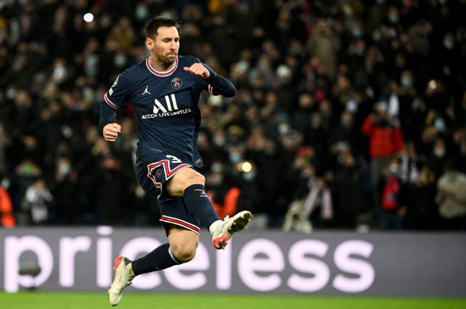 Ποια αποχώρηση; Ο Μέσι μένει στην Παρί… μέχρι τέλους!