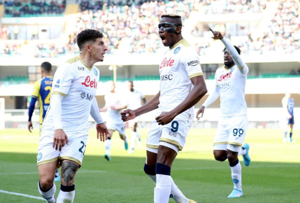 Η Νάπολι δεν πρόκειται να πετάξει λευκή πετσέτα εύκολα (vid)