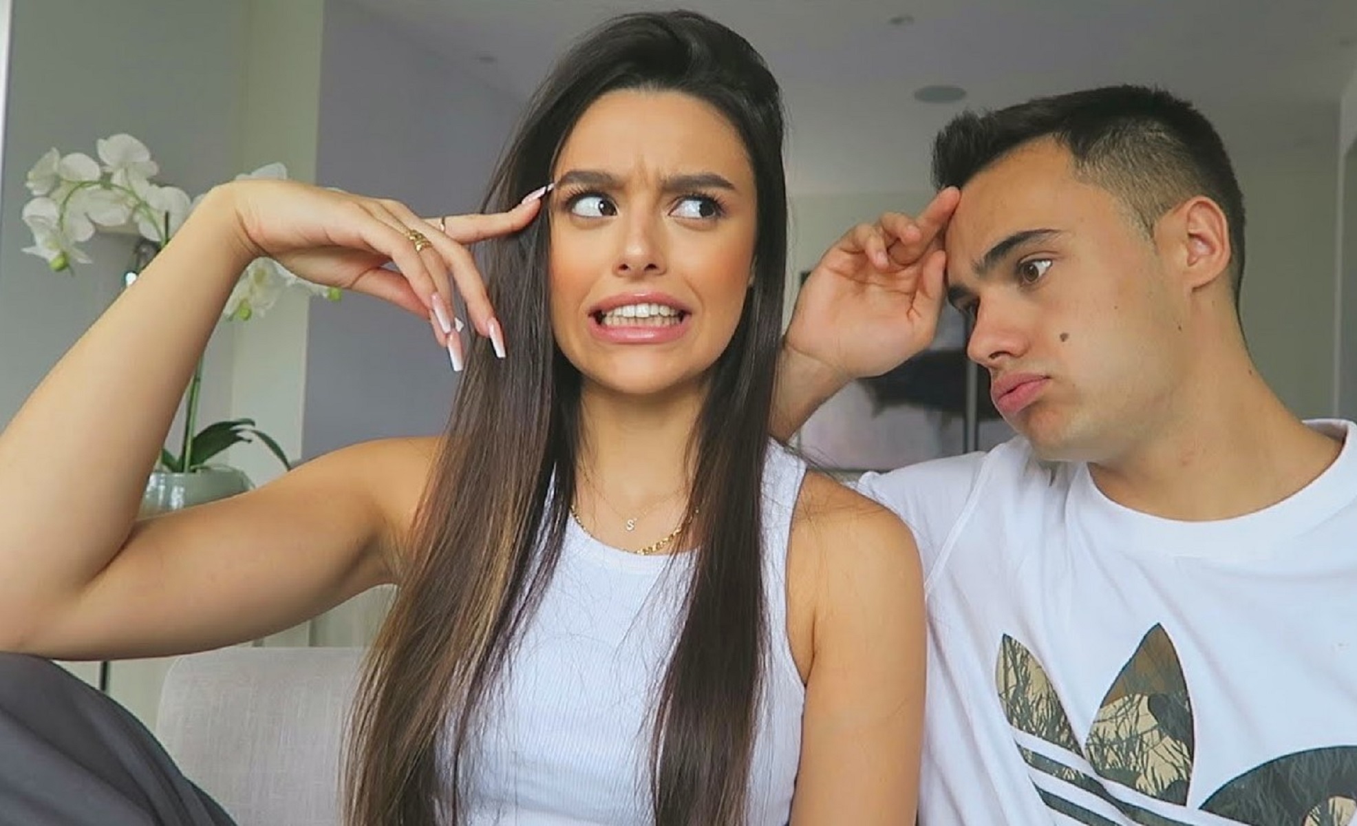 Ο Ρεγκιλόν παίζει τρομερή… μπαλίτσα και στο σπίτι του! (vid)