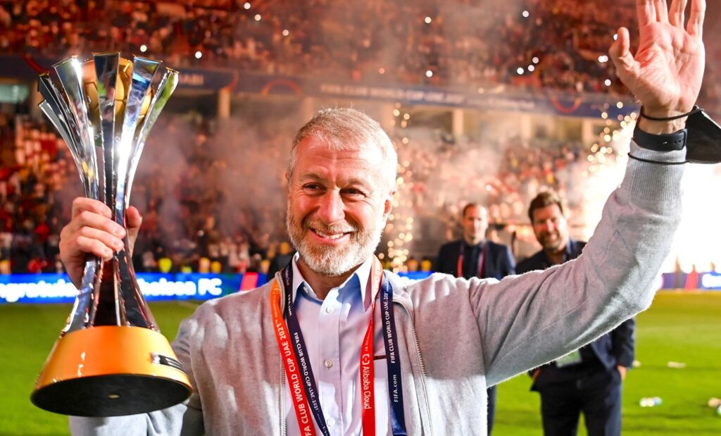 Αμπράμοβιτς για Τσέλσι: «Πονάω διπλά που φεύγω έτσι»