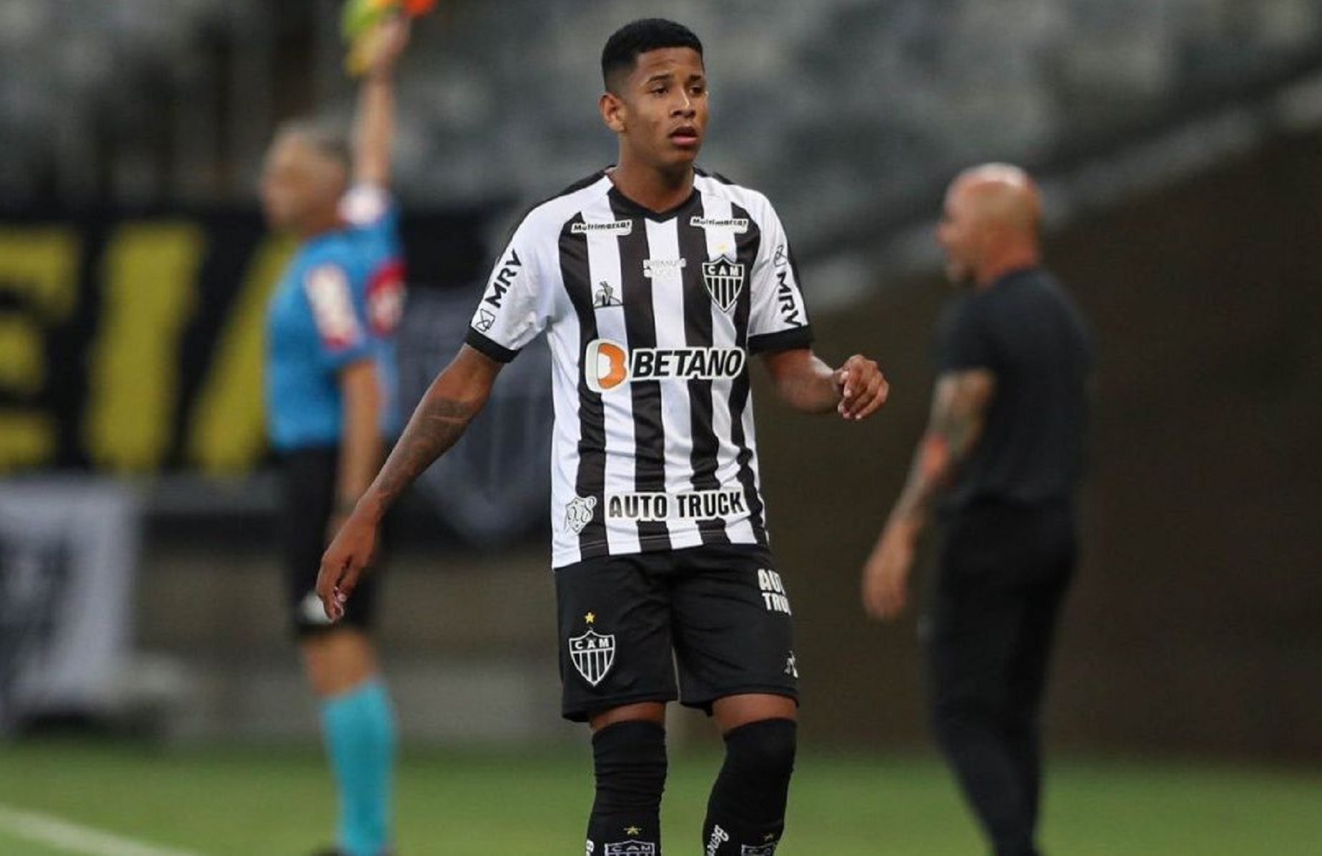 Κάνει δικό της ένα βραζιλιάνικο «διαμάντι» η Σίτι! (vid)