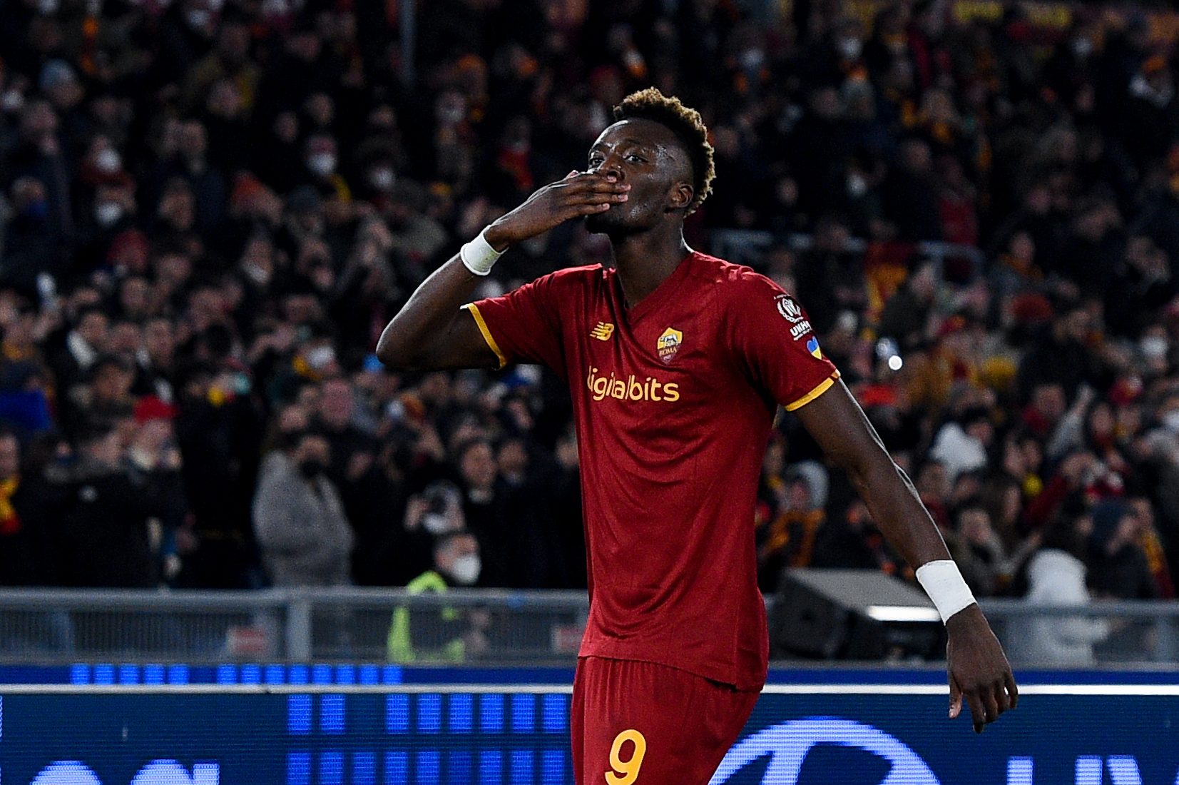 Ένα και να… καίει για τη Ρόμα με τον «καυτό» Έιμπραχαμ! (vid)