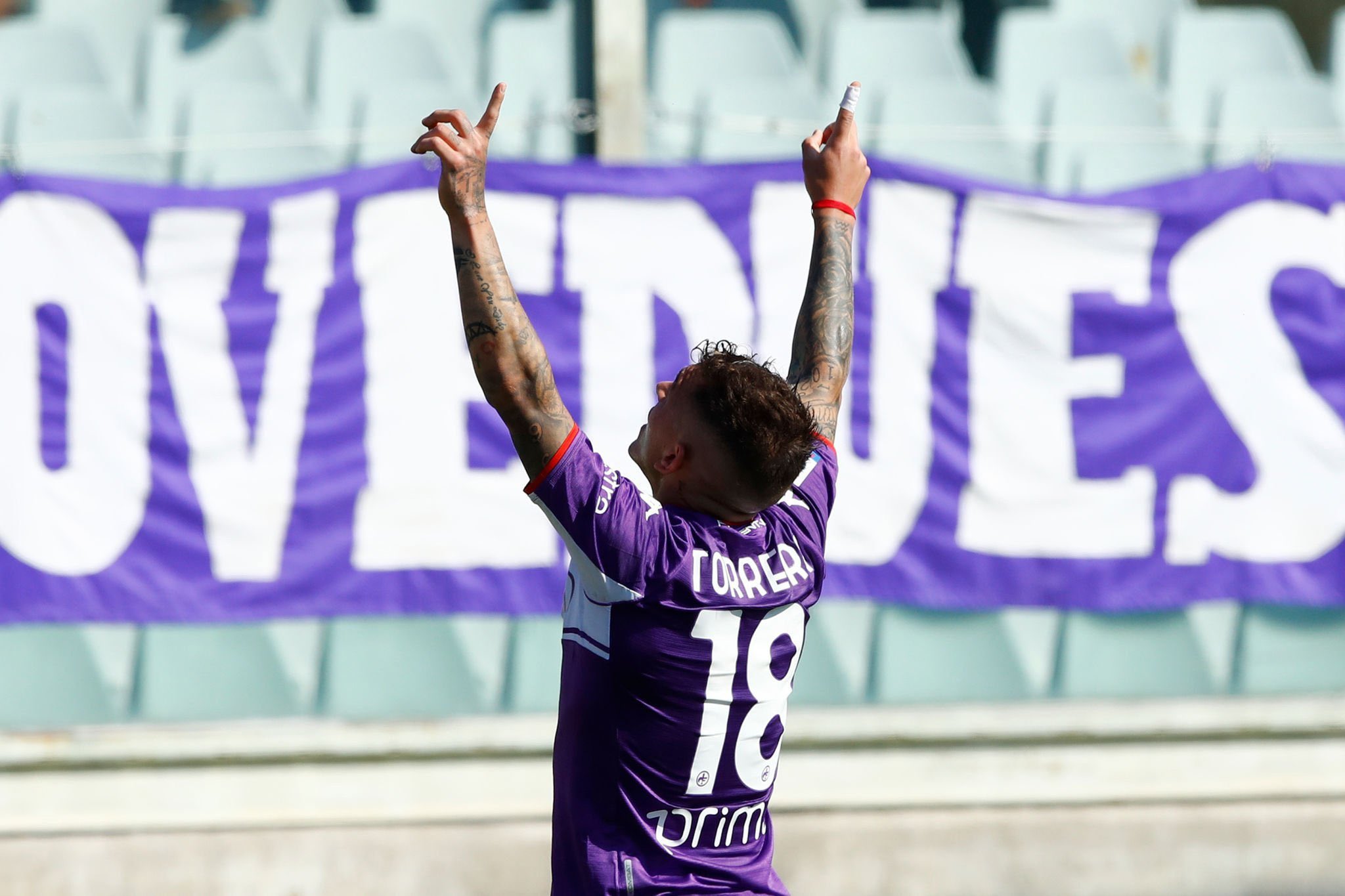 Βλάχοβιτς; Last year! Τώρα έχει… Τορέιρα η Φιορεντίνα! (vid)