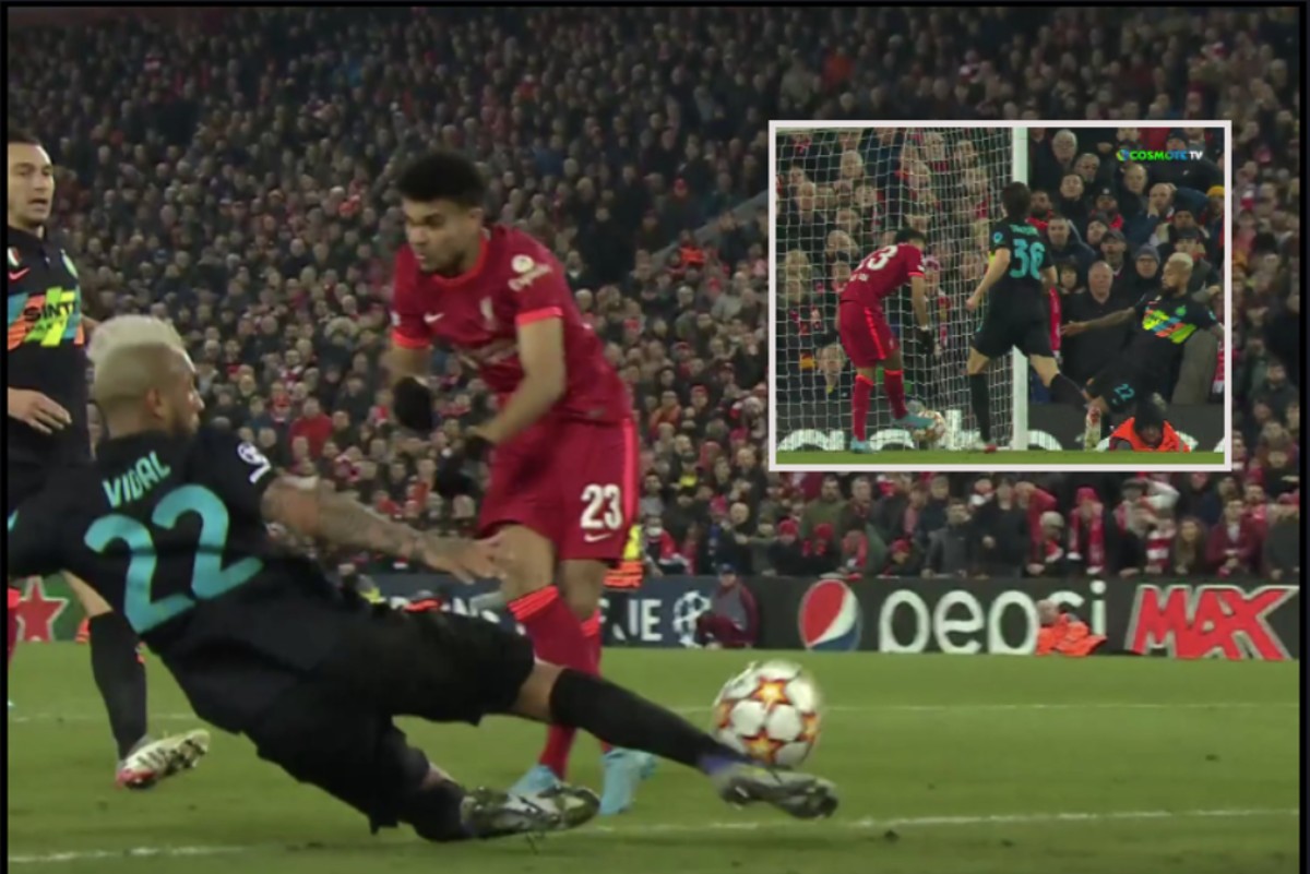 Το αδιανόητο σωτήριο τάκλιν του Βιντάλ συνόψισε μία εμφάνιση πολεμιστή (vid)