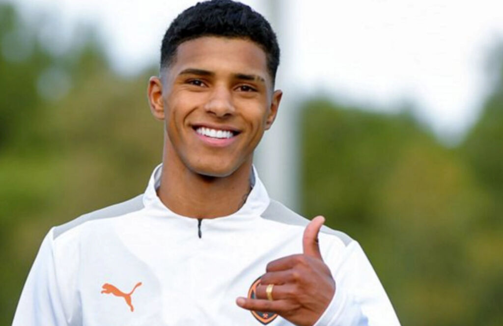 «Τσίμπησε» νέο Βινίσιους η Ρεάλ Μαδρίτης! (pic)