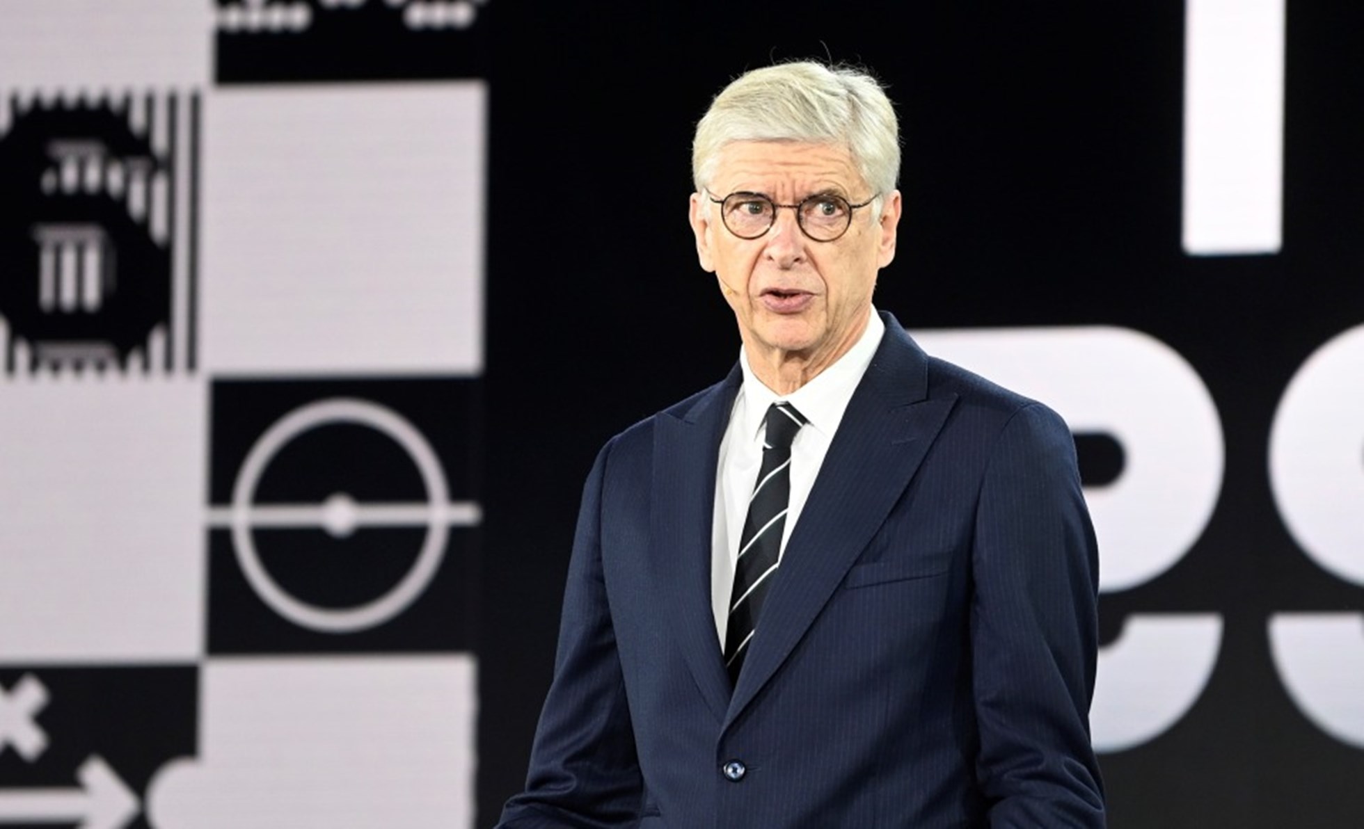 «Σκασμένος» για τον Μέσι ο Βενγκέρ: «Κρίμα να μένει πάλι χωρίς Champions League»