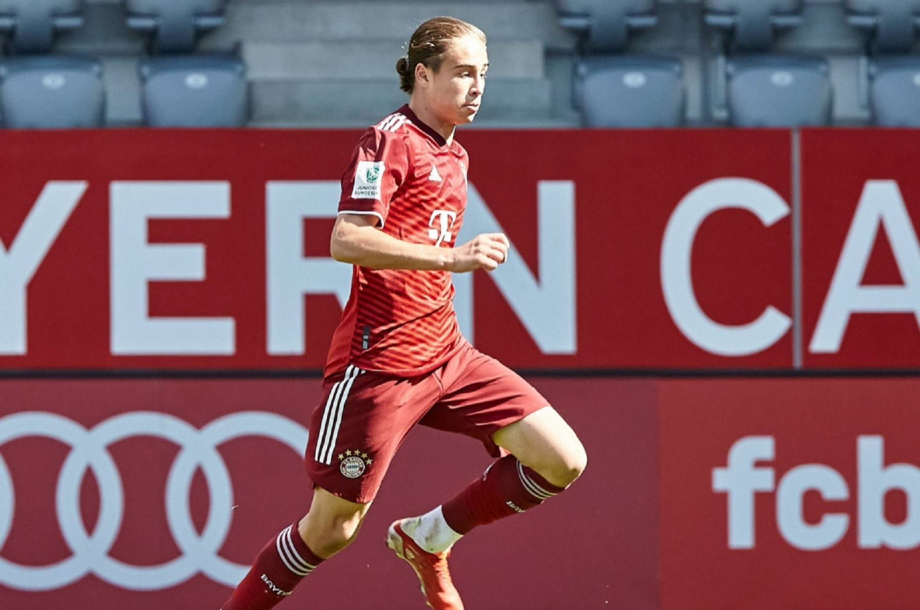 Η Μπαρτσελόνα «κλέβει» ταλεντάρα της Μπάγερν! (vid)