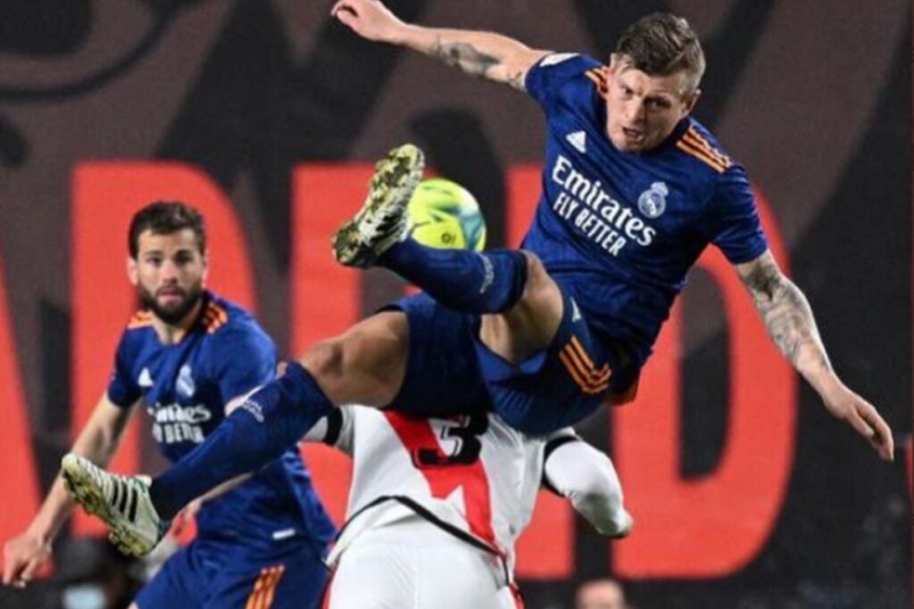 Πόλεμος στην Ουκρανία: Το μήνυμα του Τόνι Κρος και το «ασήμαντο» ποδόσφαιρο