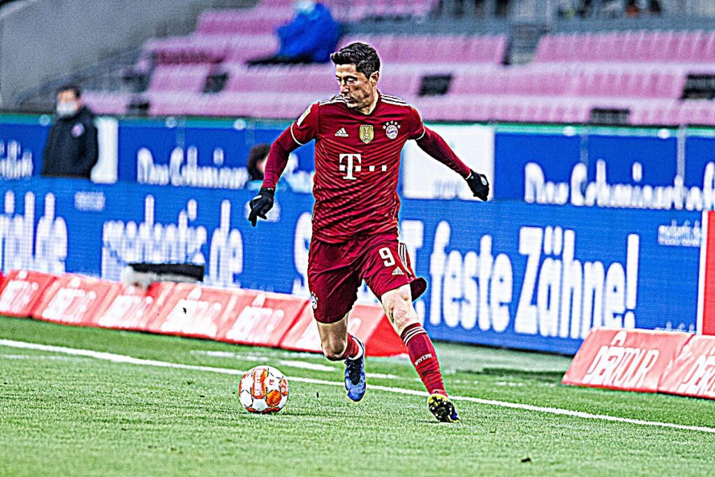 Η Μπαρτσελόνα ψάχνει στον Λεβαντόφσκι μια μεταγραφή-δήλωση επιστροφής!