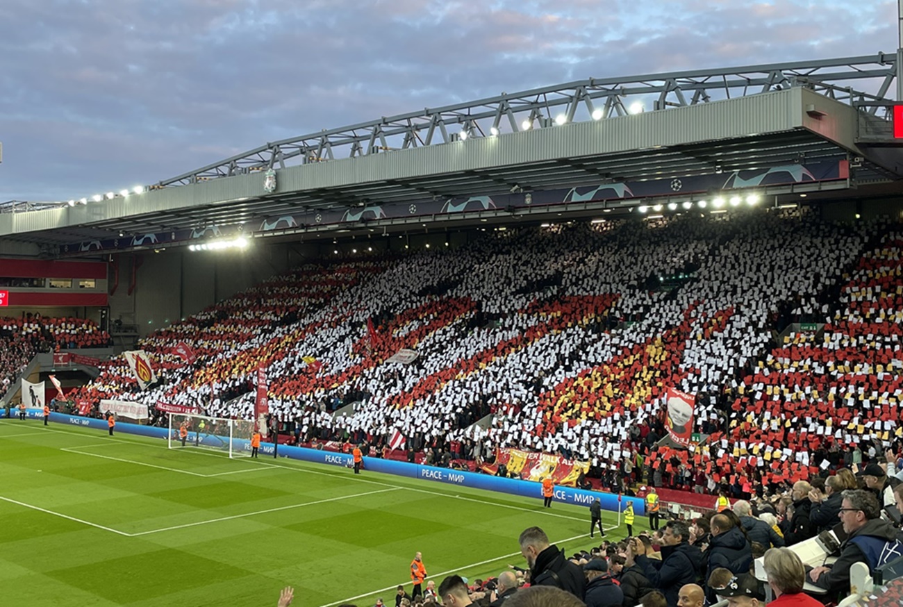 Ανατριχίλα και συγκίνηση στο «Άνφιλντ» ελέω Χίλσμπορο (vid)