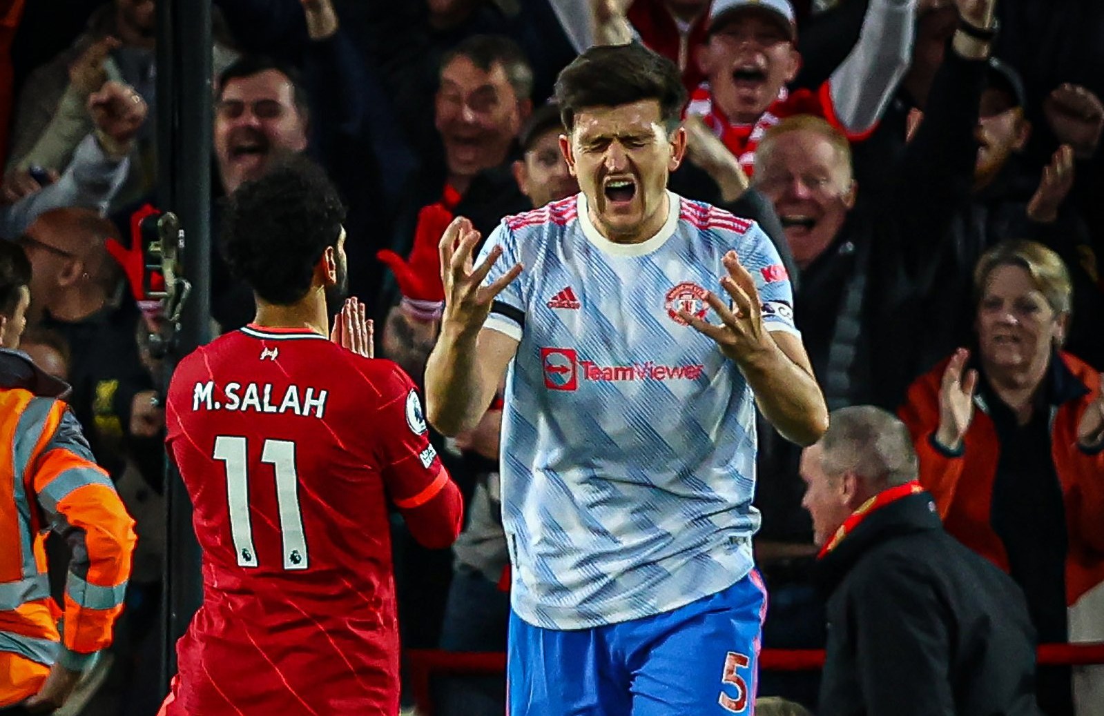 Γελάει όλο το «Άνφιλντ» με τα χάλια της Γιουνάιτεντ! (vid)