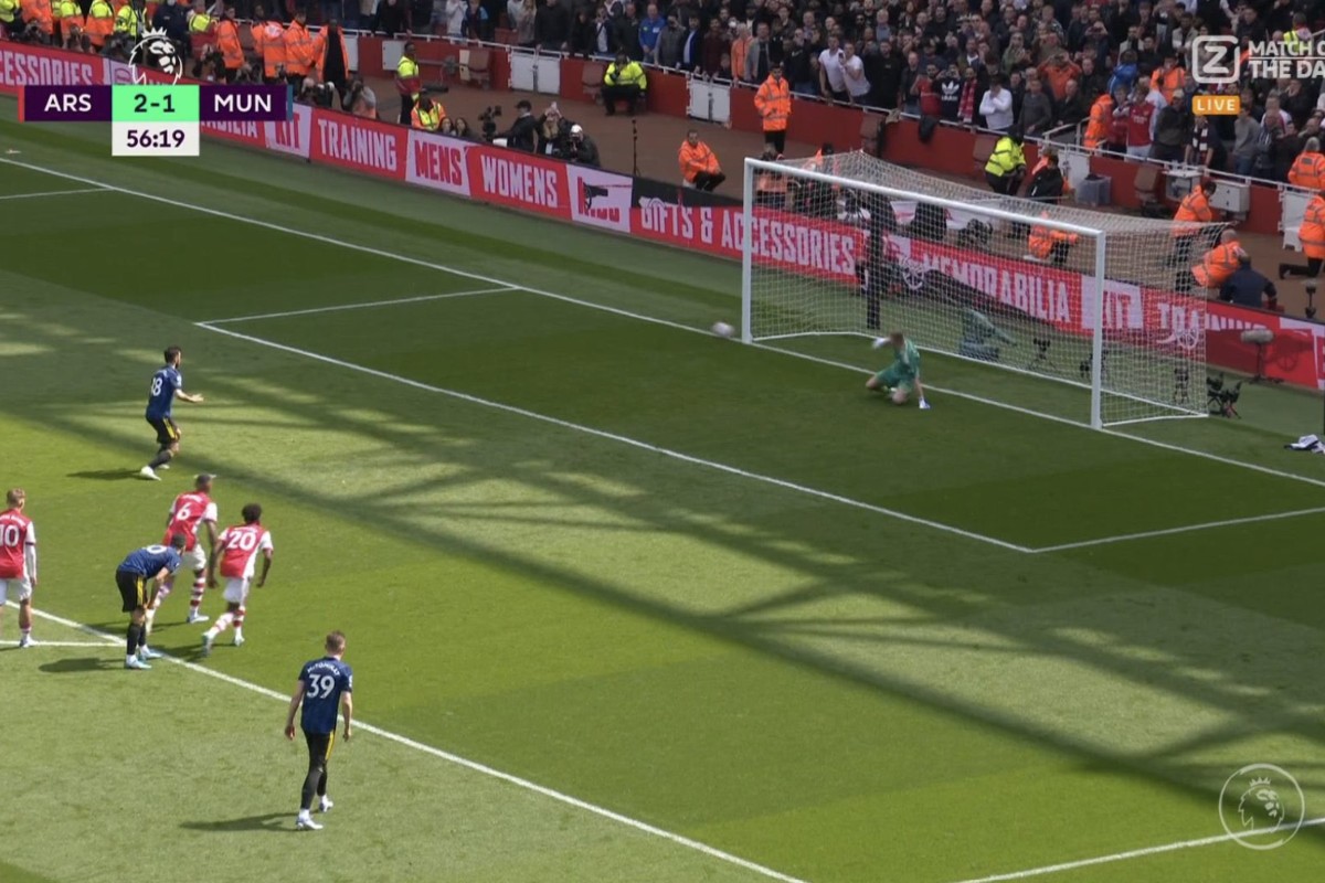 Μοιραίος ο Μπρούνο  – Δεν άφησε το πέναλτι στον Κριστιάνο και αστόχησε (vid)