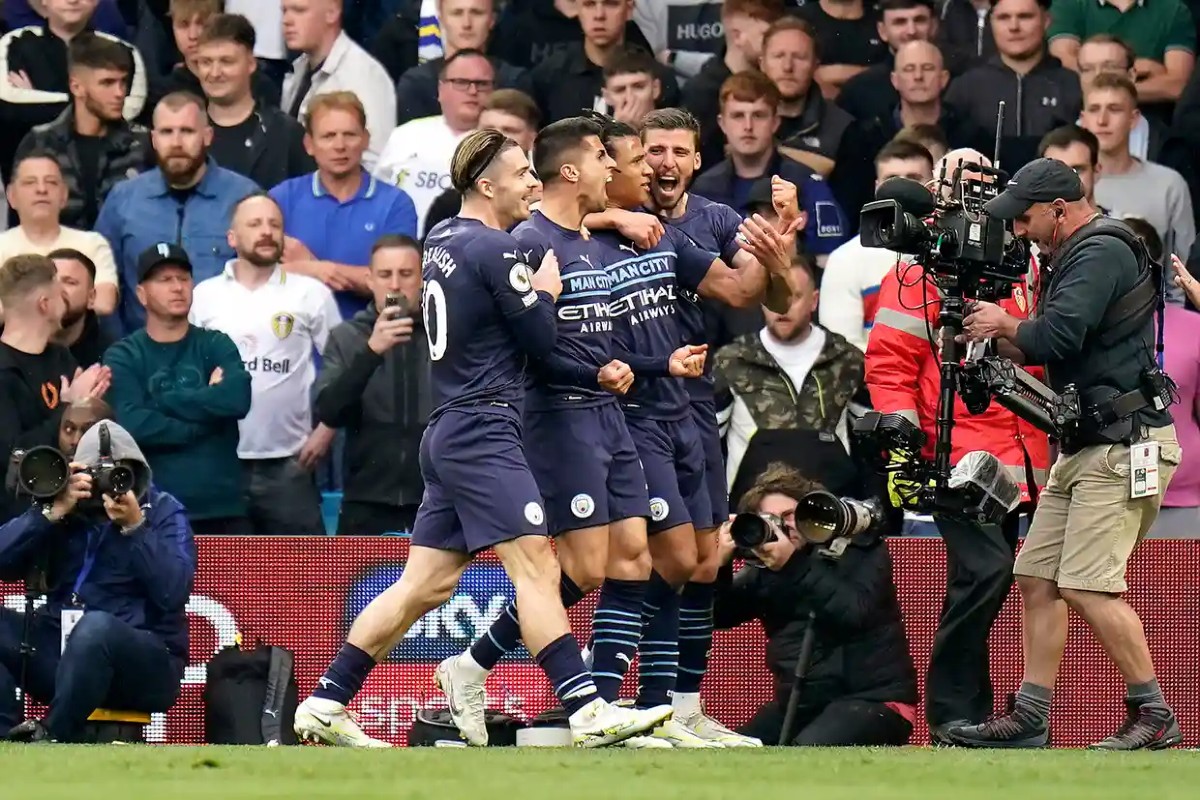 Τη Σίτι δεν την κατεβάζει κανείς από την κορυφή (vid)