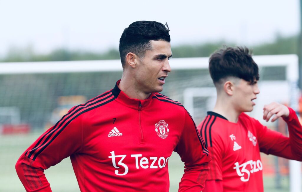 Τηλεφώνημα Τεν Χαγκ σε Κριστιάνο: «Σε θέλω στη Γιουνάιτεντ! Μείνε για να γράψουμε μαζί ιστορία»