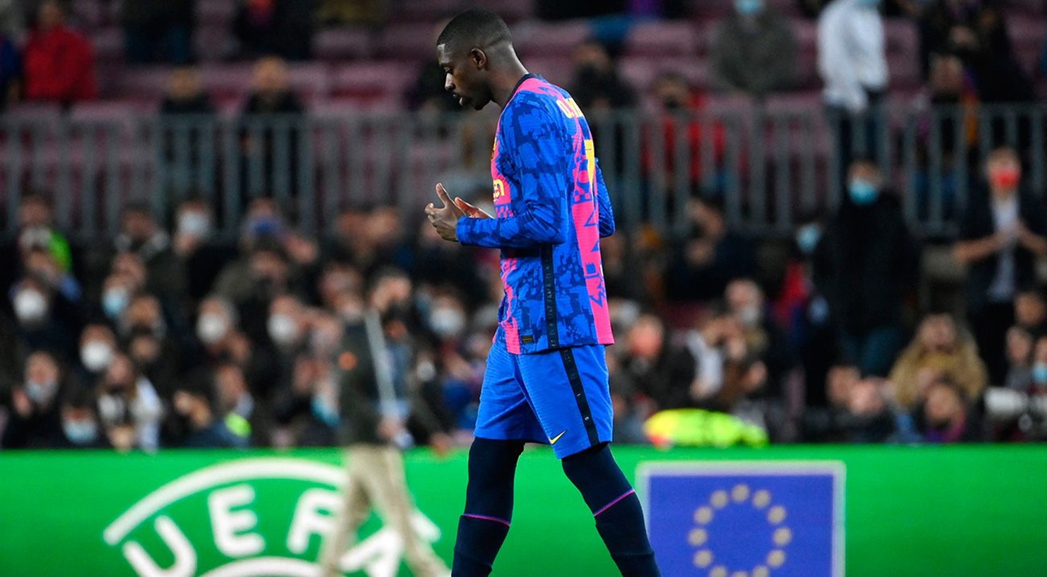 Θέλει να παραμείνει στην Μπαρτσελόνα ο Ντεμπελέ, αλλά ζητάει λεφτά με… ουρά!