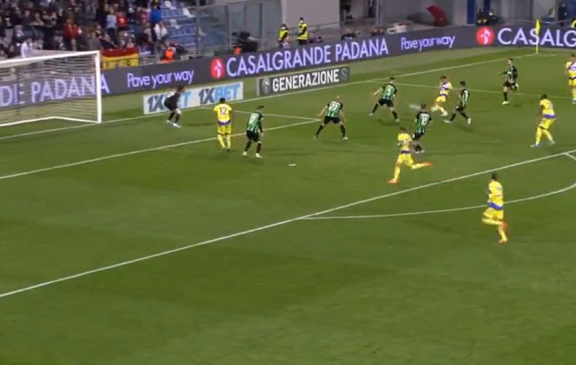 Κυνικός Ντιμπάλα – Τίναξε με σουτάρα το τέρμα της Σασουόλο (vid)