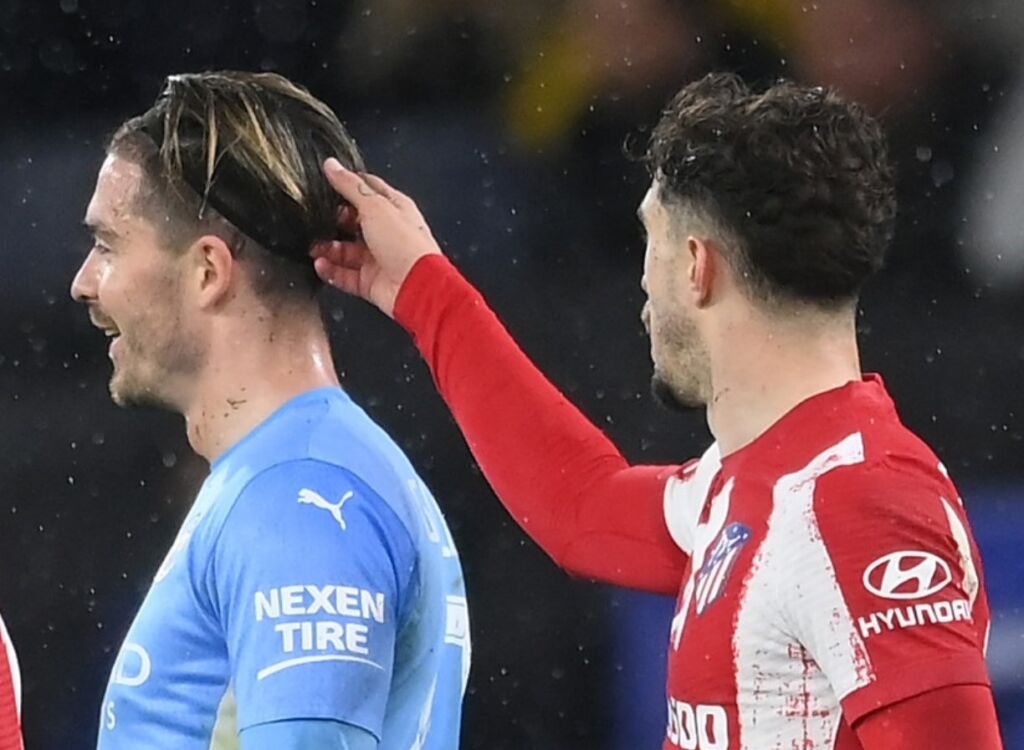 Ο Γκρίλις πήγε να τα βάλει με την Ατλέτικο και κόντεψαν να τον… κουρέψουν (vid)