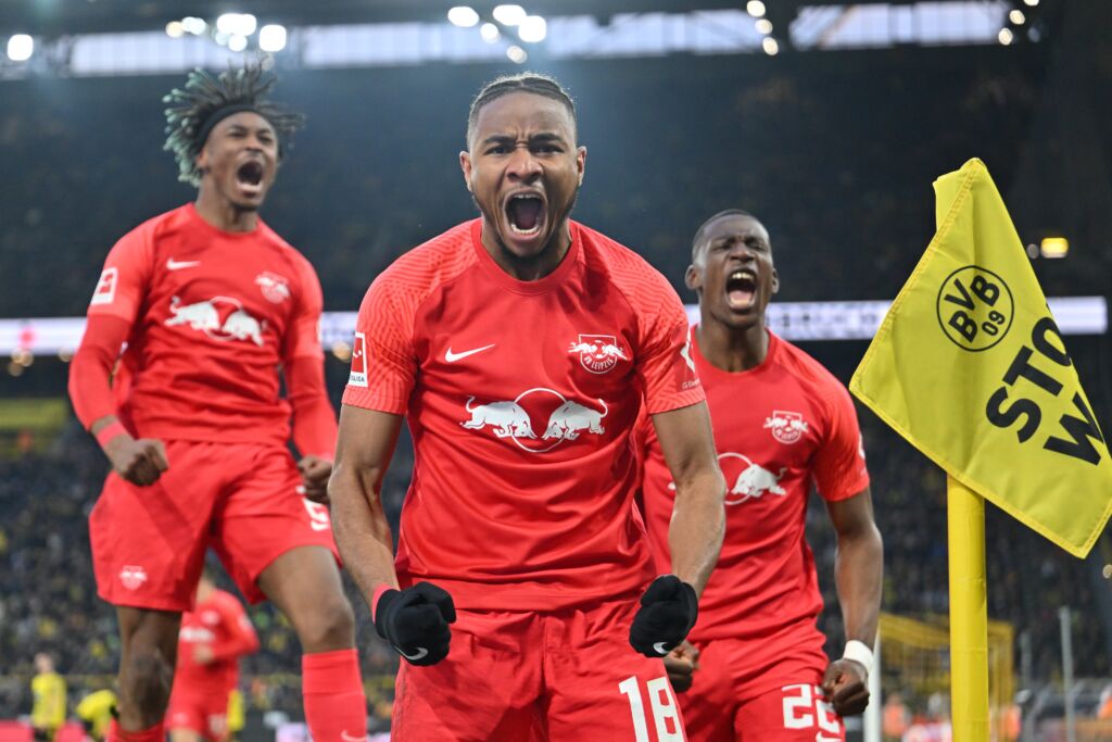 Η Λειψία χάρισε το πρωτάθλημα στην Μπάγερν – Διασυρμός για την Ντόρτμουντ (vid)