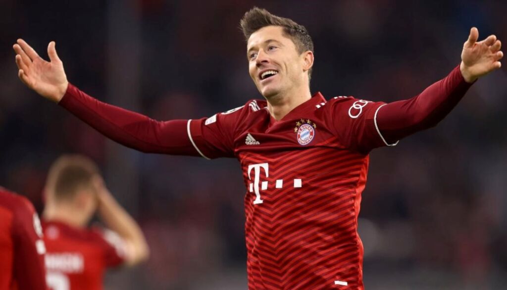 H Μπάγερν κάνει τη χάρη στην Μπαρτσελόνα και… πετσοκόβει τις απαιτήσεις της για Λεβαντόφσκι