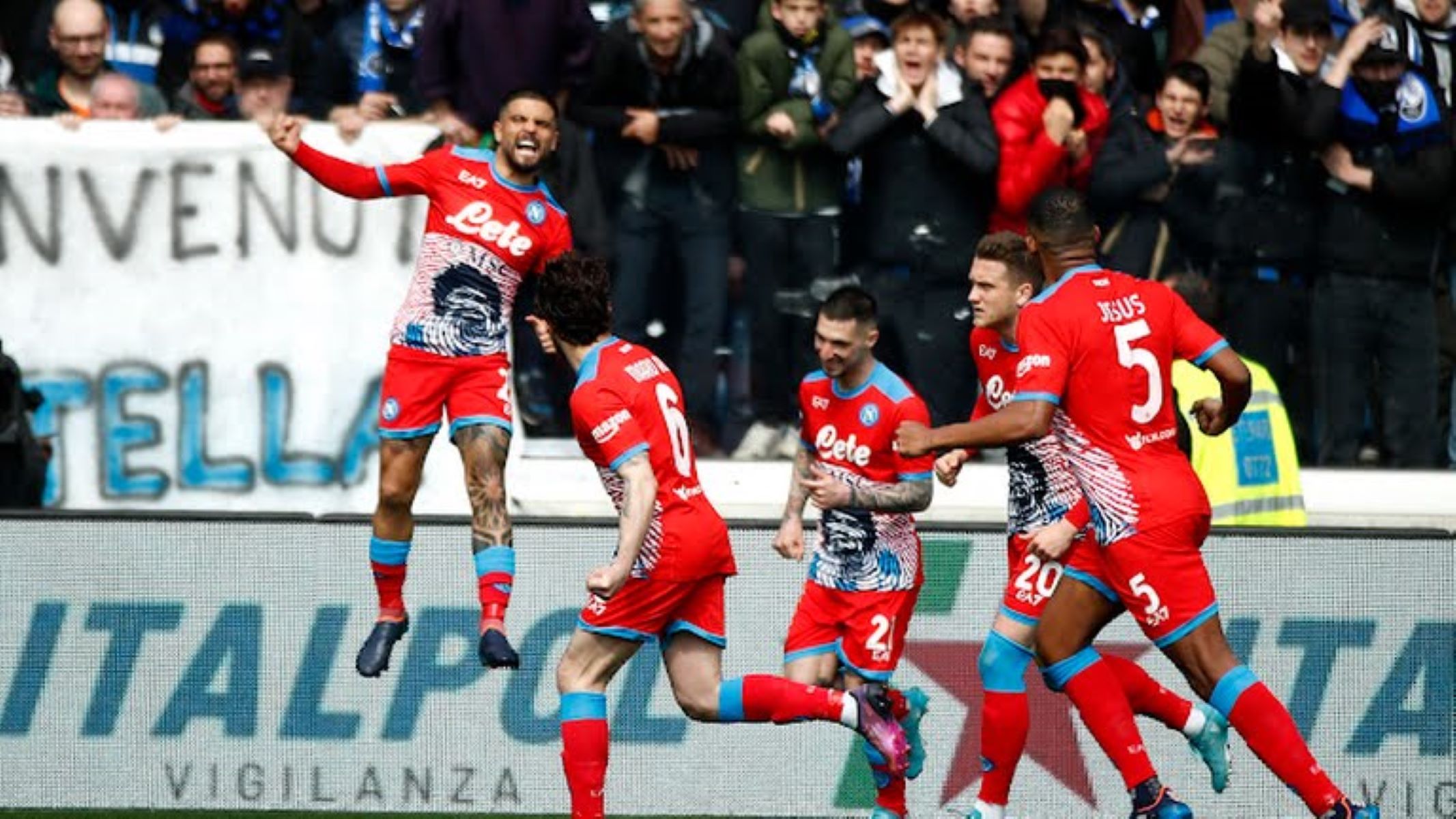 «Άλωσε» το Μπέργκαμο και συνεχίζει να βλέπει scudetto η Νάπολι (vid)