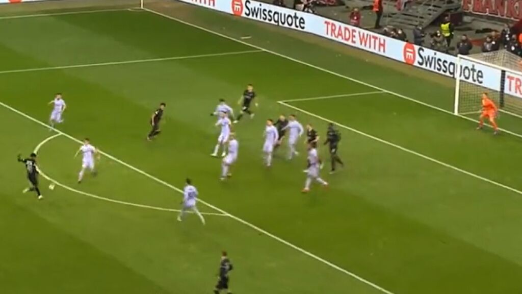 H Άιντραχτ πληγώνει την Μπαρτσελόνα με… υπερτεμάχιο (vid)