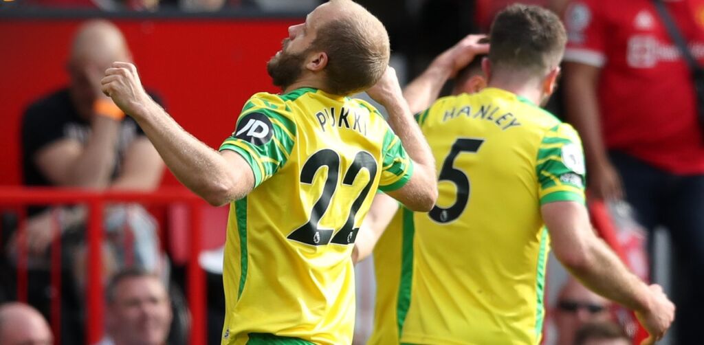 Για γέλια η άμυνα της Γιουνάιτεντ – Επέστρεψε η ουραγός Νόριτς και 2-2! (vid)