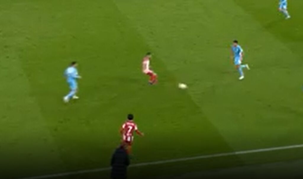 Το αλήτικο τακουνάκι του Κόκε στο Έτιχαντ (vid)