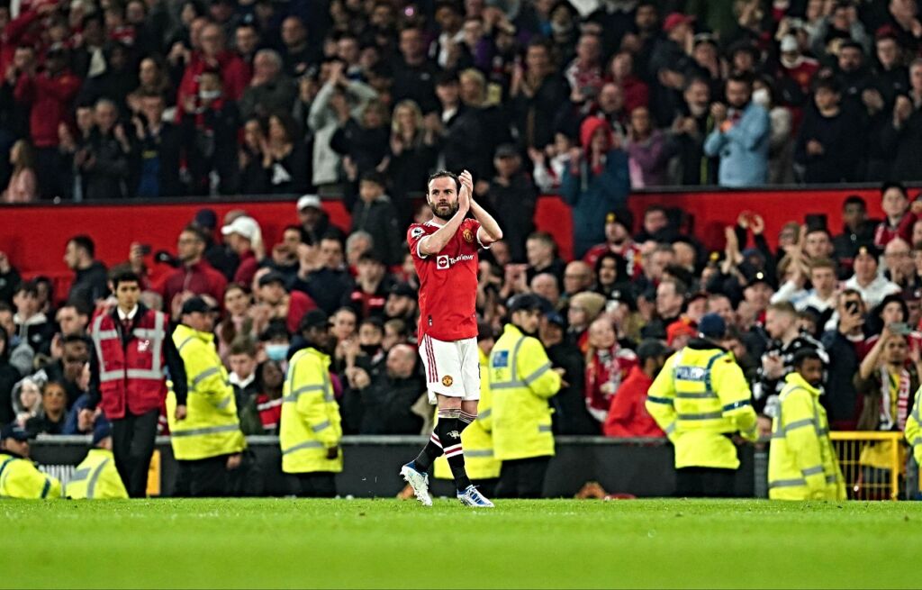 Ο Μάτα αφήνει τη Γιουνάιτεντ με χαμόγελα αλλά και πόνο μέσα του!