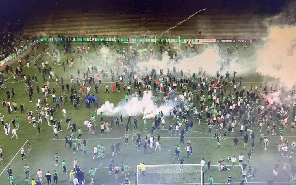 Υποβιβάστηκε η Σεντ Ετιέν – Τα έκαναν λαμπόγιαλο στο «Ζοφρουά Γκισάρ»! (vid)