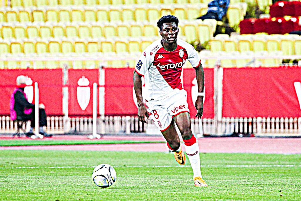 Με Τσουαμενί η Ρεάλ αποκτά την πιο πλήρη μεσαία γραμμή στην Ευρώπη!