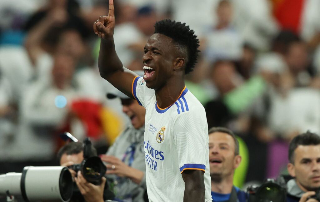 Πήρε φόρα η Ρεάλ: Μετά τον Μόντριτς, «δένει» και τον Βινίσιους!