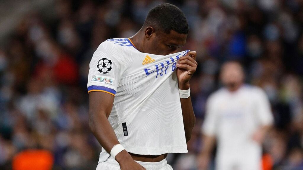 Ρεσιτάλ ατυχίας για τον Αλάμπα – Μόνο τότε θα επιστρέψει στην ενεργό δράση!