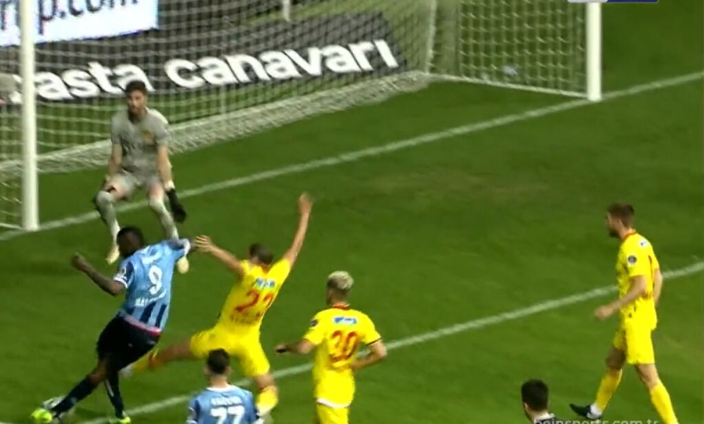 Μπαλοτέλι, εσύ σούπερ σταρ – Πέντε γκολ, ζαλάδες και… τεμάχιο με ραμπόνα (vid)