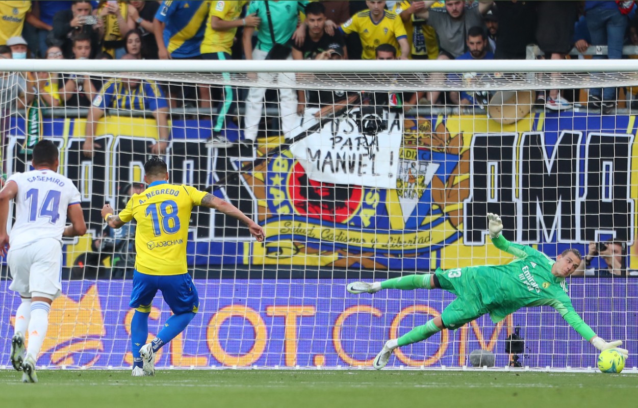 Η Ρεάλ Μαδρίτης δεν έκανε το x-ατήρι της Κάντιθ (vid)