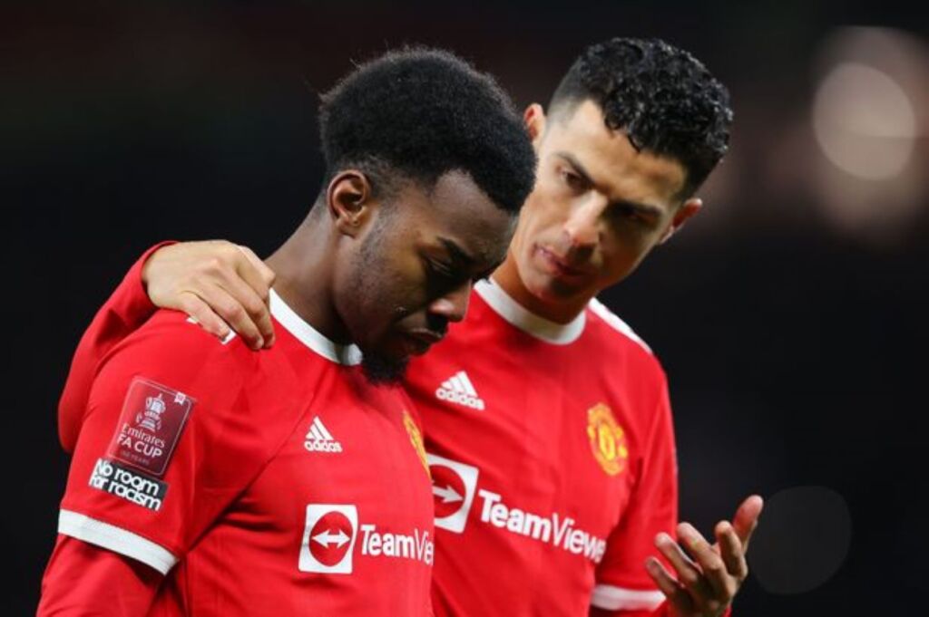 Ο Ελάνγκα βαδίζει στα χνάρια του Κριστιάνο χτίζοντας το τέλειο σώμα (pic)