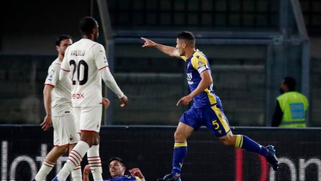 Ο Φαραόνι πληγώνει τη Μίλαν – Η Βερόνα βάζει φωτιά στους «ροσονέρι» (vid)