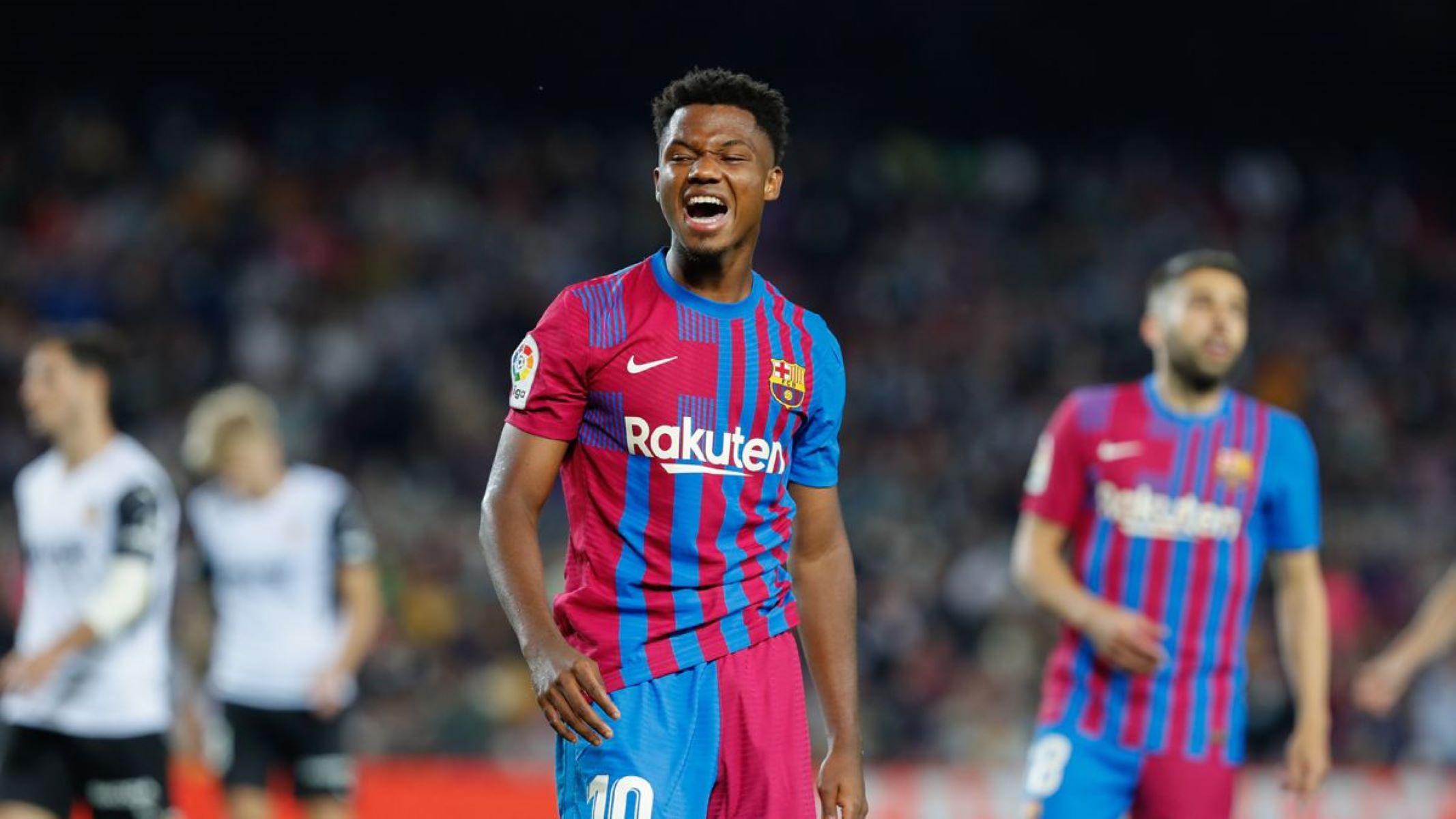 Μπαρτσελόνα: Επιστροφή Φάτι τέσσερις μήνες μετά